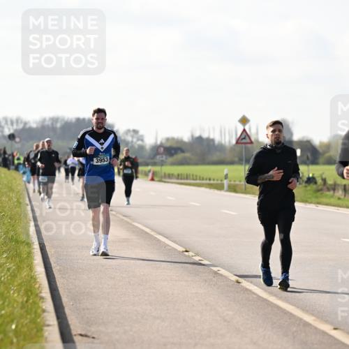 12.04.2026 - 45. Internationalen Wilhelmsburger Insellauf Dr. Thomas Lammeyer http://msf.ph/oto/9447160 12.04.2026 10:29:01 Laufen 3953, 4440 meine-sportfotos.de