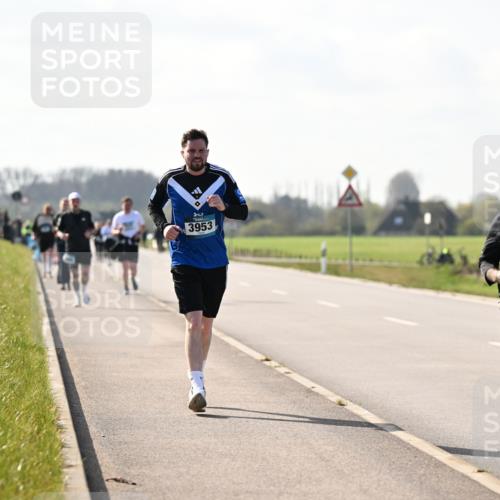 12.04.2026 - 45. Internationalen Wilhelmsburger Insellauf Dr. Thomas Lammeyer http://msf.ph/oto/9447171 12.04.2026 10:29:03 Laufen 3953 meine-sportfotos.de