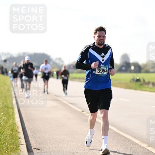 12.04.2026 - 45. Internationalen Wilhelmsburger Insellauf Dr. Thomas Lammeyer http://msf.ph/oto/9447185 12.04.2026 10:29:05 Laufen 1, 3953 meine-sportfotos.de