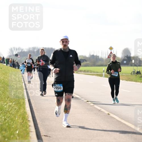 12.04.2026 - 45. Internationalen Wilhelmsburger Insellauf Dr. Thomas Lammeyer http://msf.ph/oto/9447195 12.04.2026 10:29:12 Laufen 2950, 3725 meine-sportfotos.de