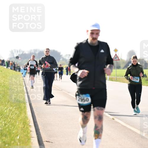 12.04.2026 - 45. Internationalen Wilhelmsburger Insellauf Dr. Thomas Lammeyer http://msf.ph/oto/9447203 12.04.2026 10:29:14 Laufen 2950, 3725 meine-sportfotos.de
