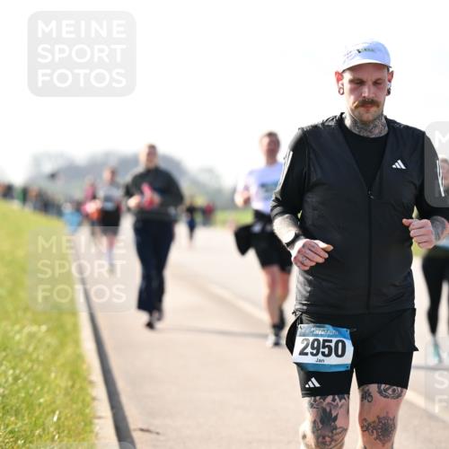 12.04.2026 - 45. Internationalen Wilhelmsburger Insellauf Dr. Thomas Lammeyer http://msf.ph/oto/9447209 12.04.2026 10:29:14 Laufen 2950 meine-sportfotos.de