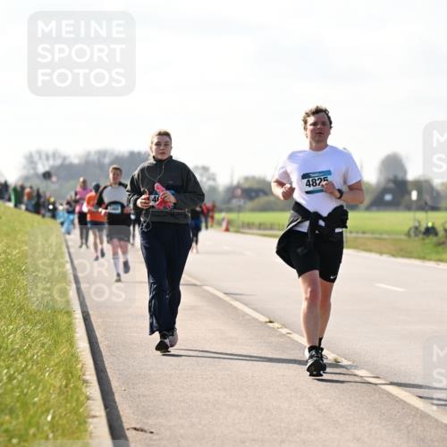 12.04.2026 - 45. Internationalen Wilhelmsburger Insellauf Dr. Thomas Lammeyer http://msf.ph/oto/9447217 12.04.2026 10:29:16 Laufen 4825, 3725 meine-sportfotos.de