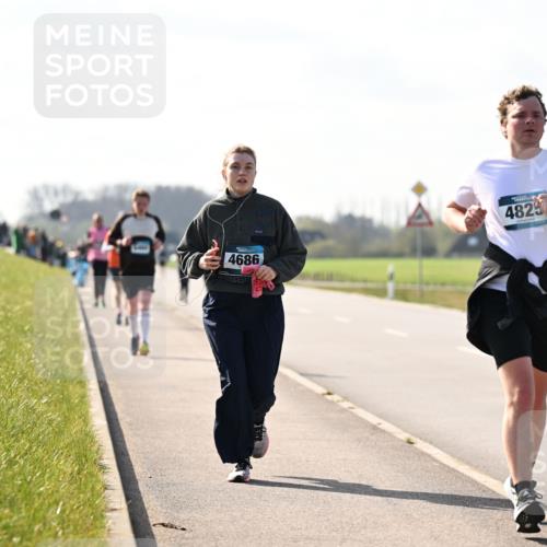 12.04.2026 - 45. Internationalen Wilhelmsburger Insellauf Dr. Thomas Lammeyer http://msf.ph/oto/9447225 12.04.2026 10:29:17 Laufen 4686, 4825 meine-sportfotos.de