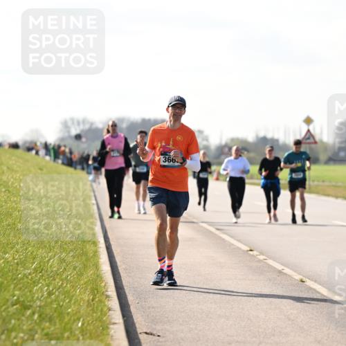 12.04.2026 - 45. Internationalen Wilhelmsburger Insellauf Dr. Thomas Lammeyer http://msf.ph/oto/9447261 12.04.2026 10:29:27 Laufen 366 meine-sportfotos.de