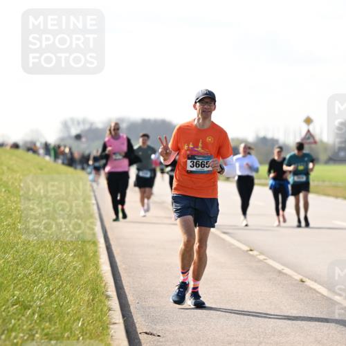 12.04.2026 - 45. Internationalen Wilhelmsburger Insellauf Dr. Thomas Lammeyer http://msf.ph/oto/9447266 12.04.2026 10:29:27 Laufen 3665 meine-sportfotos.de