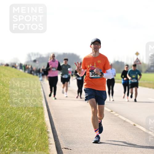 12.04.2026 - 45. Internationalen Wilhelmsburger Insellauf Dr. Thomas Lammeyer http://msf.ph/oto/9447268 12.04.2026 10:29:28 Laufen 366 meine-sportfotos.de