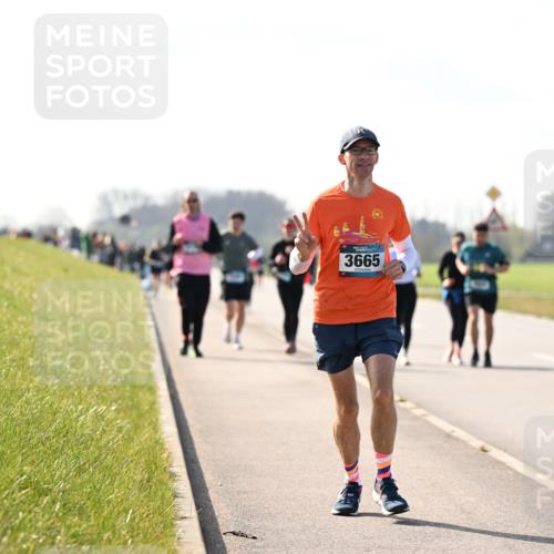 12.04.2026 - 45. Internationalen Wilhelmsburger Insellauf Dr. Thomas Lammeyer http://msf.ph/oto/9447269 12.04.2026 10:29:28 Laufen 3665 meine-sportfotos.de