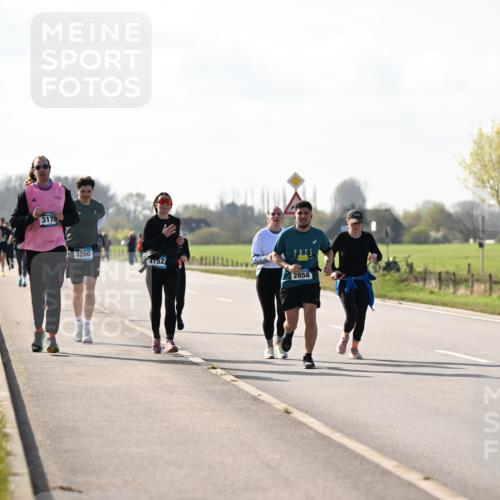 12.04.2026 - 45. Internationalen Wilhelmsburger Insellauf Dr. Thomas Lammeyer http://msf.ph/oto/9447275 12.04.2026 10:29:31 Laufen 3178, 3260, 2025, 4152, 2858 meine-sportfotos.de