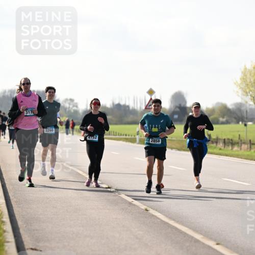 12.04.2026 - 45. Internationalen Wilhelmsburger Insellauf Dr. Thomas Lammeyer http://msf.ph/oto/9447280 12.04.2026 10:29:31 Laufen 3178, 3260, 4152, 2025, 2858 meine-sportfotos.de