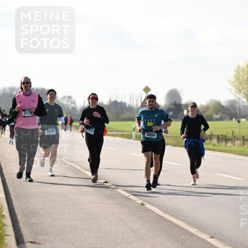 12.04.2026 - 45. Internationalen Wilhelmsburger Insellauf Dr. Thomas Lammeyer http://msf.ph/oto/9447281 12.04.2026 10:29:32 Laufen 3178, 3260, 4152, 025, 2858 meine-sportfotos.de