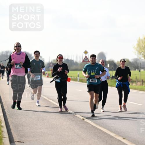 12.04.2026 - 45. Internationalen Wilhelmsburger Insellauf Dr. Thomas Lammeyer http://msf.ph/oto/9447285 12.04.2026 10:29:32 Laufen 3178, 2025, 3260, 4152, 2858 meine-sportfotos.de