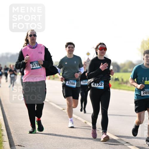 12.04.2026 - 45. Internationalen Wilhelmsburger Insellauf Dr. Thomas Lammeyer http://msf.ph/oto/9447301 12.04.2026 10:29:35 Laufen 3178, 3260, 4152, 2025, 2858 meine-sportfotos.de
