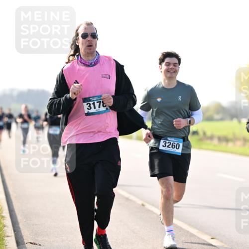 12.04.2026 - 45. Internationalen Wilhelmsburger Insellauf Dr. Thomas Lammeyer http://msf.ph/oto/9447308 12.04.2026 10:29:37 Laufen 3178, 3260, 4152 meine-sportfotos.de