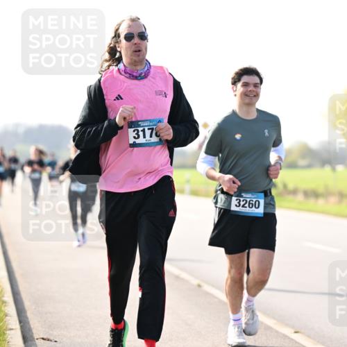 12.04.2026 - 45. Internationalen Wilhelmsburger Insellauf Dr. Thomas Lammeyer http://msf.ph/oto/9447309 12.04.2026 10:29:37 Laufen 3178, 3260, 4152 meine-sportfotos.de