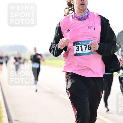 12.04.2026 - 45. Internationalen Wilhelmsburger Insellauf Dr. Thomas Lammeyer http://msf.ph/oto/9447318 12.04.2026 10:29:38 Laufen 3178, 3260 meine-sportfotos.de