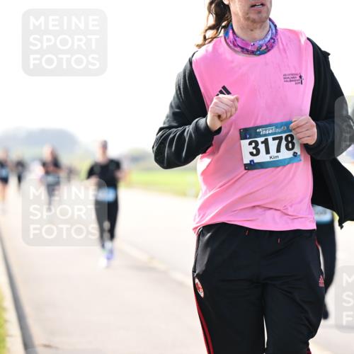 12.04.2026 - 45. Internationalen Wilhelmsburger Insellauf Dr. Thomas Lammeyer http://msf.ph/oto/9447319 12.04.2026 10:29:38 Laufen 45, 3178, 3260 meine-sportfotos.de