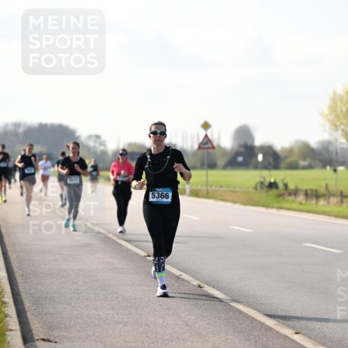 12.04.2026 - 45. Internationalen Wilhelmsburger Insellauf Dr. Thomas Lammeyer http://msf.ph/oto/9447328 12.04.2026 10:29:40 Laufen 5366 meine-sportfotos.de