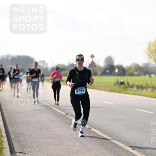12.04.2026 - 45. Internationalen Wilhelmsburger Insellauf Dr. Thomas Lammeyer http://msf.ph/oto/9447331 12.04.2026 10:29:41 Laufen 5366 meine-sportfotos.de