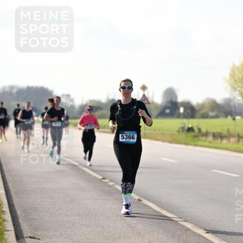 12.04.2026 - 45. Internationalen Wilhelmsburger Insellauf Dr. Thomas Lammeyer http://msf.ph/oto/9447332 12.04.2026 10:29:41 Laufen 5366 meine-sportfotos.de