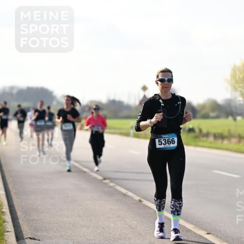 12.04.2026 - 45. Internationalen Wilhelmsburger Insellauf Dr. Thomas Lammeyer http://msf.ph/oto/9447340 12.04.2026 10:29:42 Laufen 5366 meine-sportfotos.de
