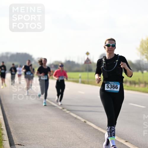 12.04.2026 - 45. Internationalen Wilhelmsburger Insellauf Dr. Thomas Lammeyer http://msf.ph/oto/9447343 12.04.2026 10:29:42 Laufen 5366 meine-sportfotos.de