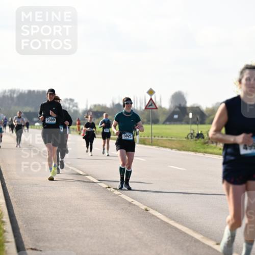 12.04.2026 - 45. Internationalen Wilhelmsburger Insellauf Dr. Thomas Lammeyer http://msf.ph/oto/9447397 12.04.2026 10:29:51 Laufen 2389, 3825 meine-sportfotos.de