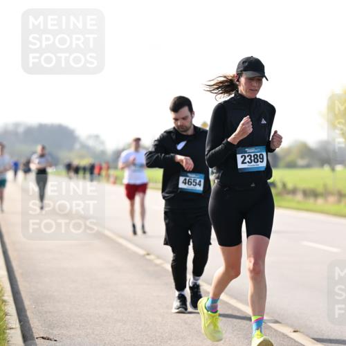 12.04.2026 - 45. Internationalen Wilhelmsburger Insellauf Dr. Thomas Lammeyer http://msf.ph/oto/9447427 12.04.2026 10:29:57 Laufen 4654, 2389 meine-sportfotos.de