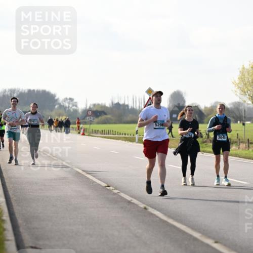 12.04.2026 - 45. Internationalen Wilhelmsburger Insellauf Dr. Thomas Lammeyer http://msf.ph/oto/9447445 12.04.2026 10:30:00 Laufen 5703, 5298, 3044, 3045 meine-sportfotos.de