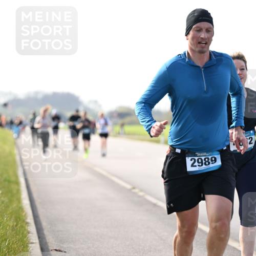 12.04.2026 - 45. Internationalen Wilhelmsburger Insellauf Dr. Thomas Lammeyer http://msf.ph/oto/9447513 12.04.2026 10:30:25 Laufen 2989, 2 meine-sportfotos.de