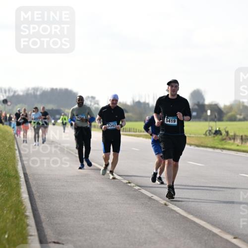 12.04.2026 - 45. Internationalen Wilhelmsburger Insellauf Dr. Thomas Lammeyer http://msf.ph/oto/9447560 12.04.2026 10:30:39 Laufen 3054, 3347, 5419 meine-sportfotos.de