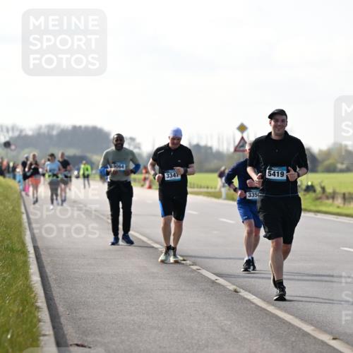 12.04.2026 - 45. Internationalen Wilhelmsburger Insellauf Dr. Thomas Lammeyer http://msf.ph/oto/9447566 12.04.2026 10:30:39 Laufen 3064, 3347, 335, 5419 meine-sportfotos.de
