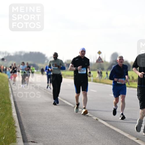 12.04.2026 - 45. Internationalen Wilhelmsburger Insellauf Dr. Thomas Lammeyer http://msf.ph/oto/9447575 12.04.2026 10:30:40 Laufen 3347, 5419 meine-sportfotos.de