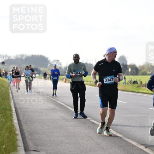 12.04.2026 - 45. Internationalen Wilhelmsburger Insellauf Dr. Thomas Lammeyer http://msf.ph/oto/9447583 12.04.2026 10:30:42 Laufen 3064, 3347, 3358 meine-sportfotos.de