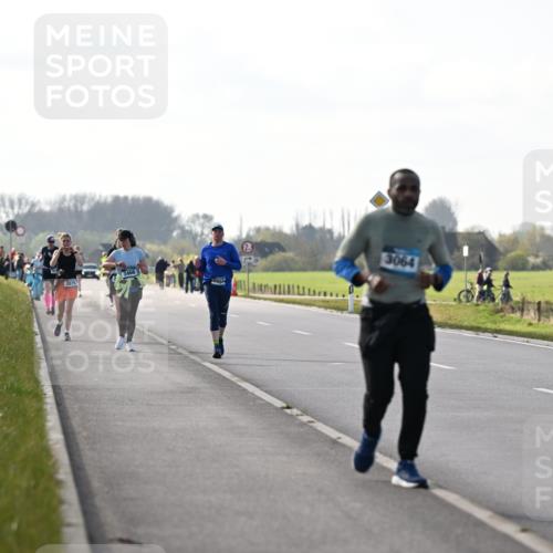 12.04.2026 - 45. Internationalen Wilhelmsburger Insellauf Dr. Thomas Lammeyer http://msf.ph/oto/9447589 12.04.2026 10:30:45 Laufen 2879, 3466, 2050, 2, 3064 meine-sportfotos.de