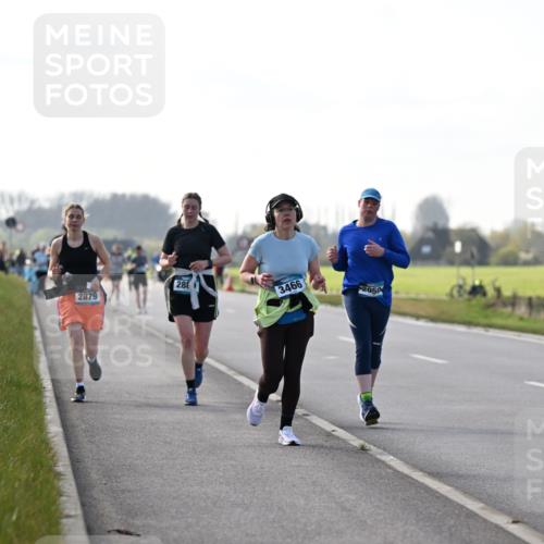 12.04.2026 - 45. Internationalen Wilhelmsburger Insellauf Dr. Thomas Lammeyer http://msf.ph/oto/9447600 12.04.2026 10:30:52 Laufen 28, 2879, 3466, 2050 meine-sportfotos.de