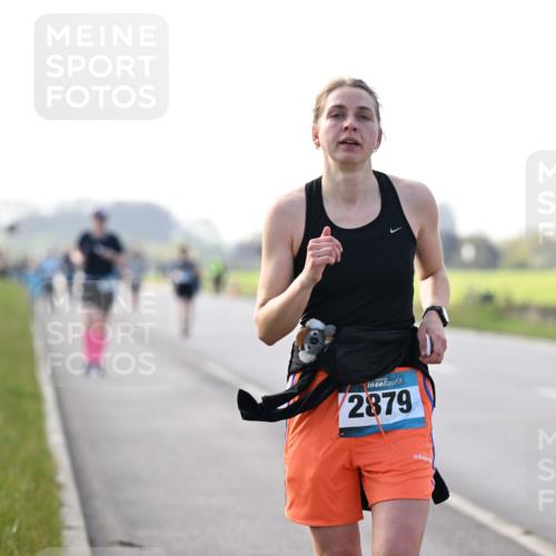 12.04.2026 - 45. Internationalen Wilhelmsburger Insellauf Dr. Thomas Lammeyer http://msf.ph/oto/9447638 12.04.2026 10:30:58 Laufen 2879, 45, 288 meine-sportfotos.de