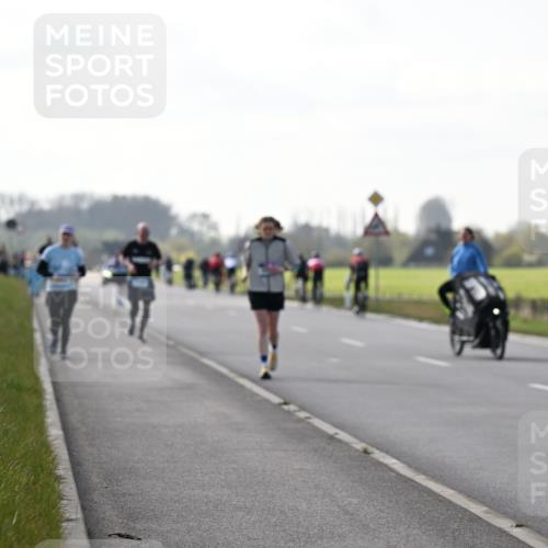 12.04.2026 - 45. Internationalen Wilhelmsburger Insellauf Dr. Thomas Lammeyer http://msf.ph/oto/9447706 12.04.2026 10:31:11 Laufen 5605 meine-sportfotos.de