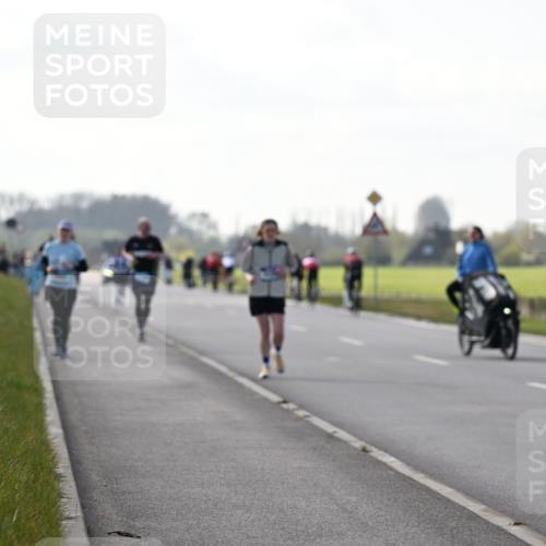12.04.2026 - 45. Internationalen Wilhelmsburger Insellauf Dr. Thomas Lammeyer http://msf.ph/oto/9447707 12.04.2026 10:31:11 Laufen 5605 meine-sportfotos.de