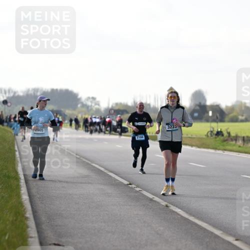 12.04.2026 - 45. Internationalen Wilhelmsburger Insellauf Dr. Thomas Lammeyer http://msf.ph/oto/9447716 12.04.2026 10:31:14 Laufen 2905, 3223, 2166 meine-sportfotos.de