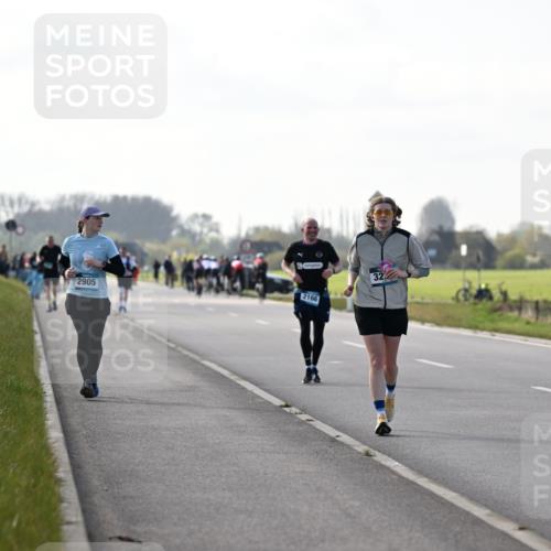 12.04.2026 - 45. Internationalen Wilhelmsburger Insellauf Dr. Thomas Lammeyer http://msf.ph/oto/9447717 12.04.2026 10:31:14 Laufen 2905, 2166, 32 meine-sportfotos.de