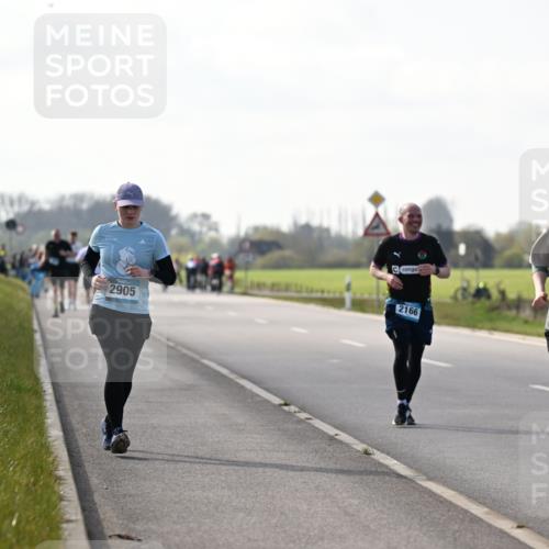 12.04.2026 - 45. Internationalen Wilhelmsburger Insellauf Dr. Thomas Lammeyer http://msf.ph/oto/9447734 12.04.2026 10:31:17 Laufen 3223, 2905, 2166 meine-sportfotos.de