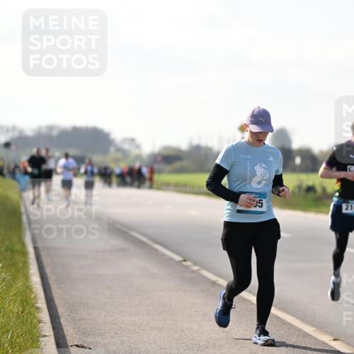 12.04.2026 - 45. Internationalen Wilhelmsburger Insellauf Dr. Thomas Lammeyer http://msf.ph/oto/9447748 12.04.2026 10:31:19 Laufen 95, 2166 meine-sportfotos.de
