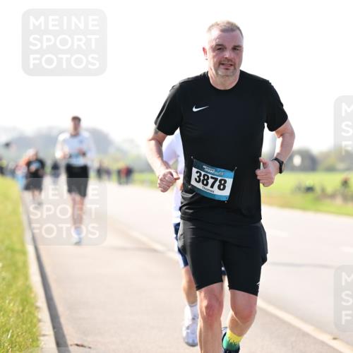 12.04.2026 - 45. Internationalen Wilhelmsburger Insellauf Dr. Thomas Lammeyer http://msf.ph/oto/9447777 12.04.2026 10:31:35 Laufen 3878 meine-sportfotos.de