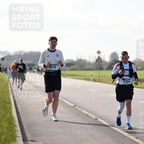 12.04.2026 - 45. Internationalen Wilhelmsburger Insellauf Dr. Thomas Lammeyer http://msf.ph/oto/9447787 12.04.2026 10:31:39 Laufen 5570, 2204 meine-sportfotos.de