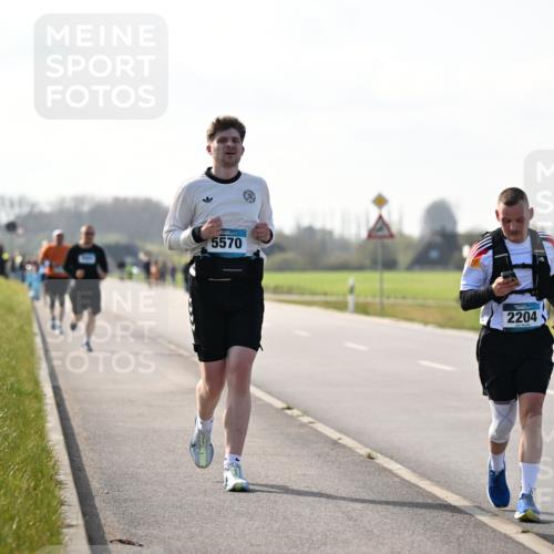 12.04.2026 - 45. Internationalen Wilhelmsburger Insellauf Dr. Thomas Lammeyer http://msf.ph/oto/9447792 12.04.2026 10:31:40 Laufen 5570, 2204 meine-sportfotos.de