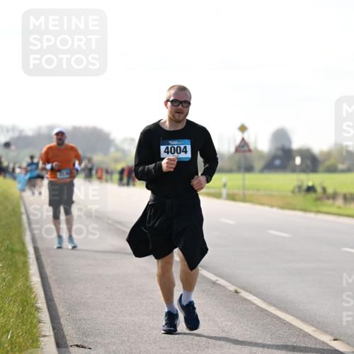 12.04.2026 - 45. Internationalen Wilhelmsburger Insellauf Dr. Thomas Lammeyer http://msf.ph/oto/9447810 12.04.2026 10:31:49 Laufen 4004 meine-sportfotos.de