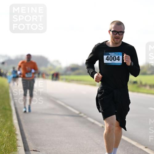 12.04.2026 - 45. Internationalen Wilhelmsburger Insellauf Dr. Thomas Lammeyer http://msf.ph/oto/9447819 12.04.2026 10:31:50 Laufen 4004 meine-sportfotos.de