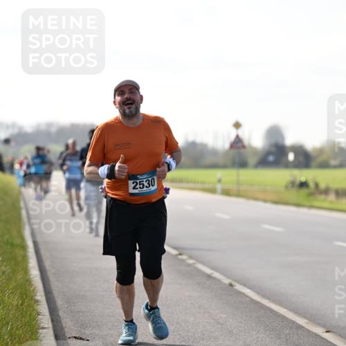 12.04.2026 - 45. Internationalen Wilhelmsburger Insellauf Dr. Thomas Lammeyer http://msf.ph/oto/9447843 12.04.2026 10:31:55 Laufen 2530 meine-sportfotos.de