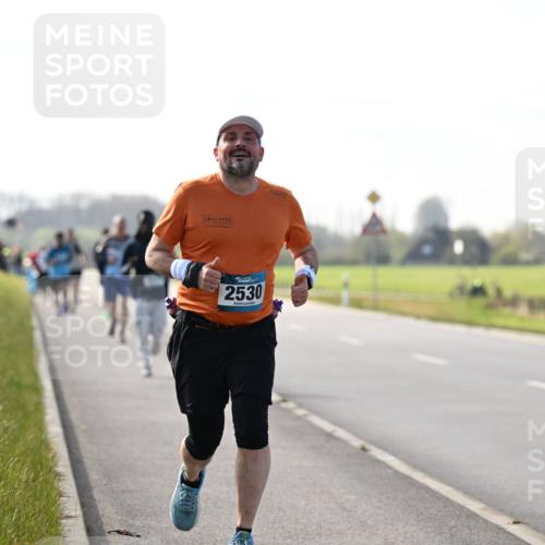 12.04.2026 - 45. Internationalen Wilhelmsburger Insellauf Dr. Thomas Lammeyer http://msf.ph/oto/9447845 12.04.2026 10:31:55 Laufen 2530 meine-sportfotos.de